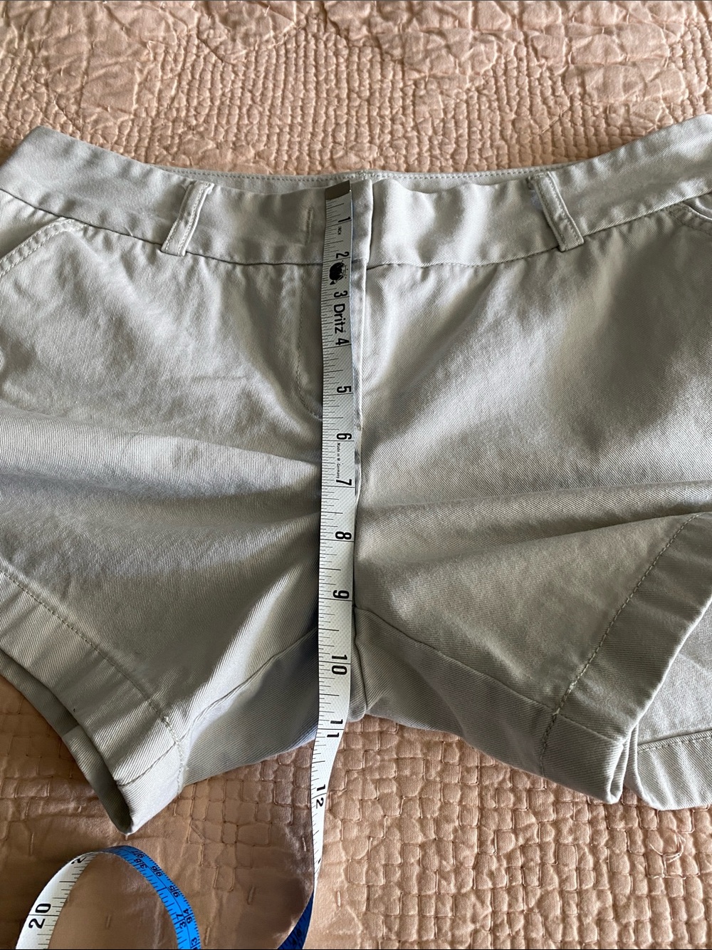 J. Crew Cream Chino Bermuda Short Shorts, Women’s Size 8 - Picture 7 of 7